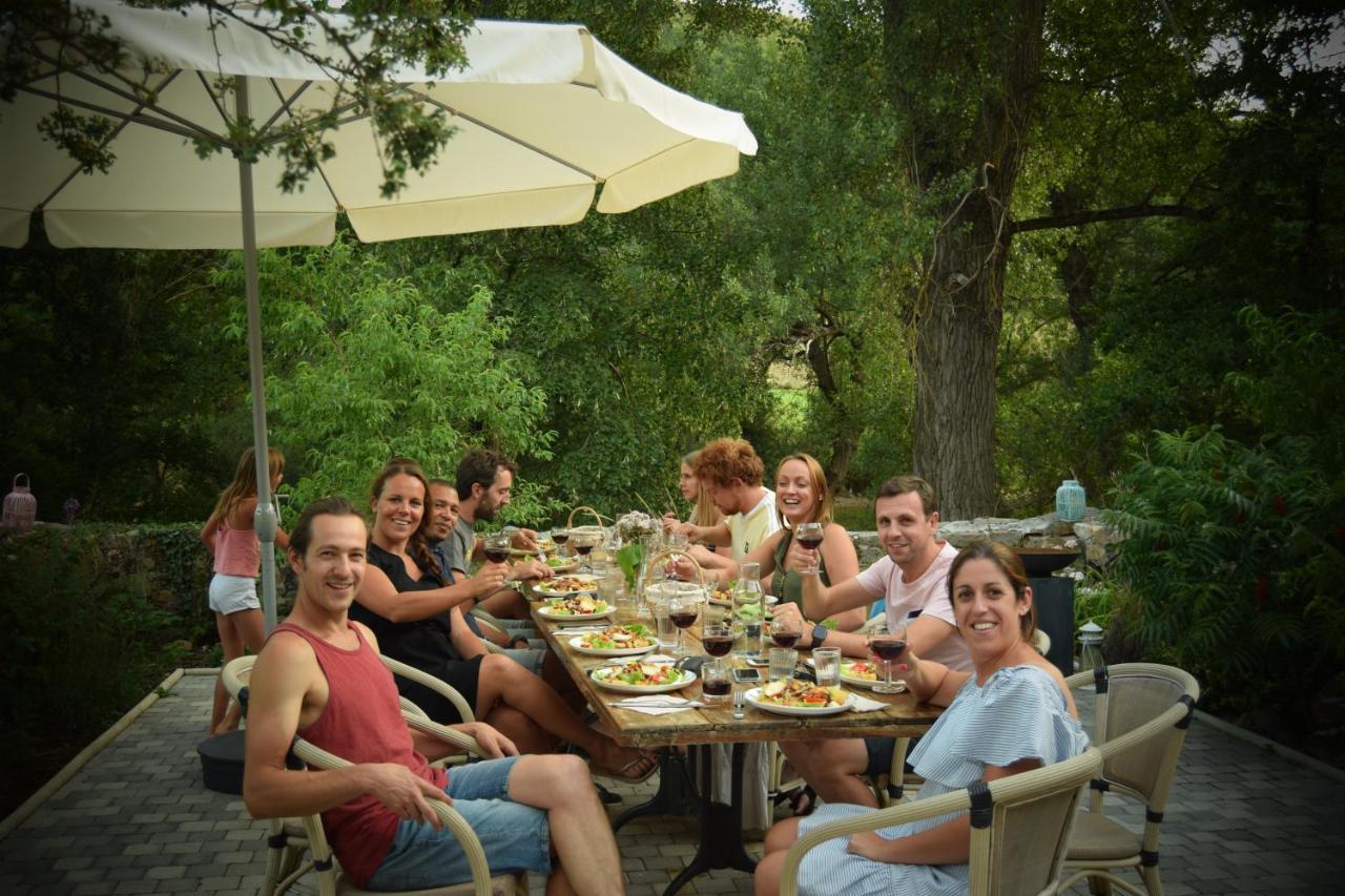 Le Moulin Du Bateau - Maison D'Hotes Leotoing Bagian luar foto